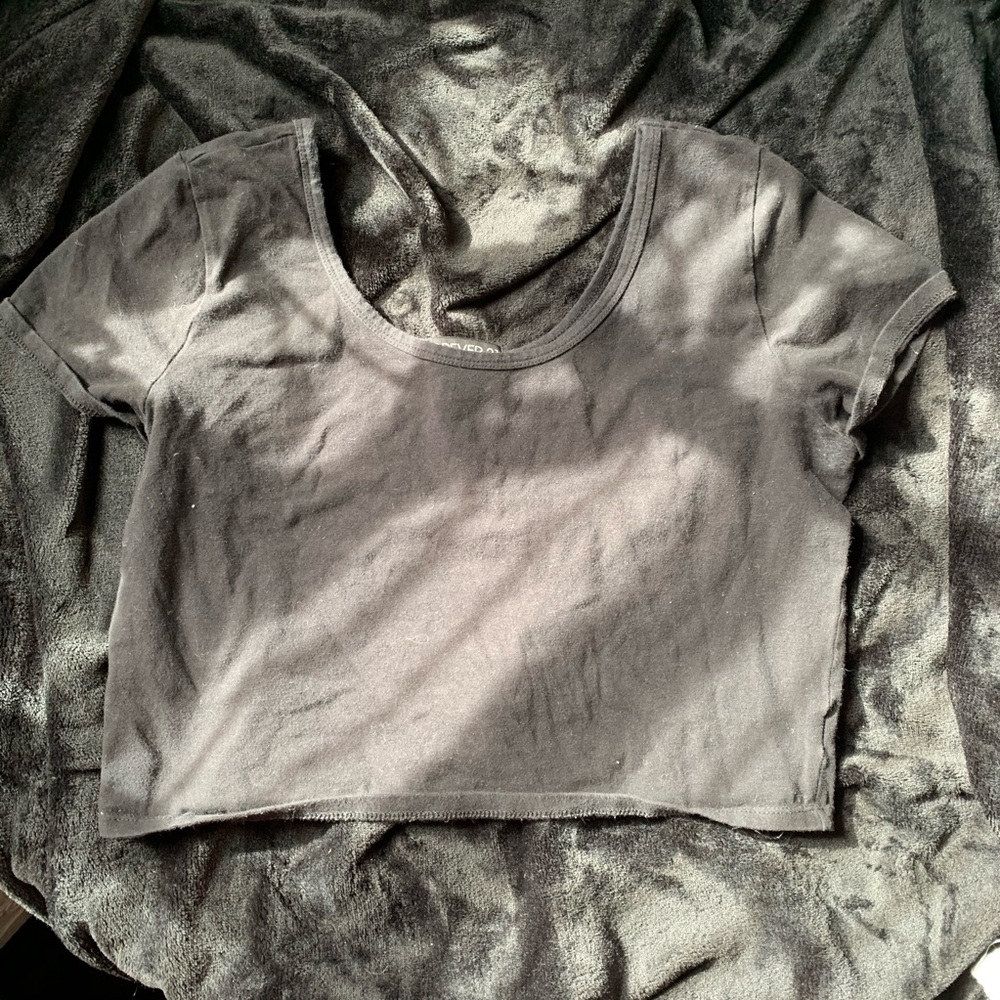 Forever 21 cropped shirt